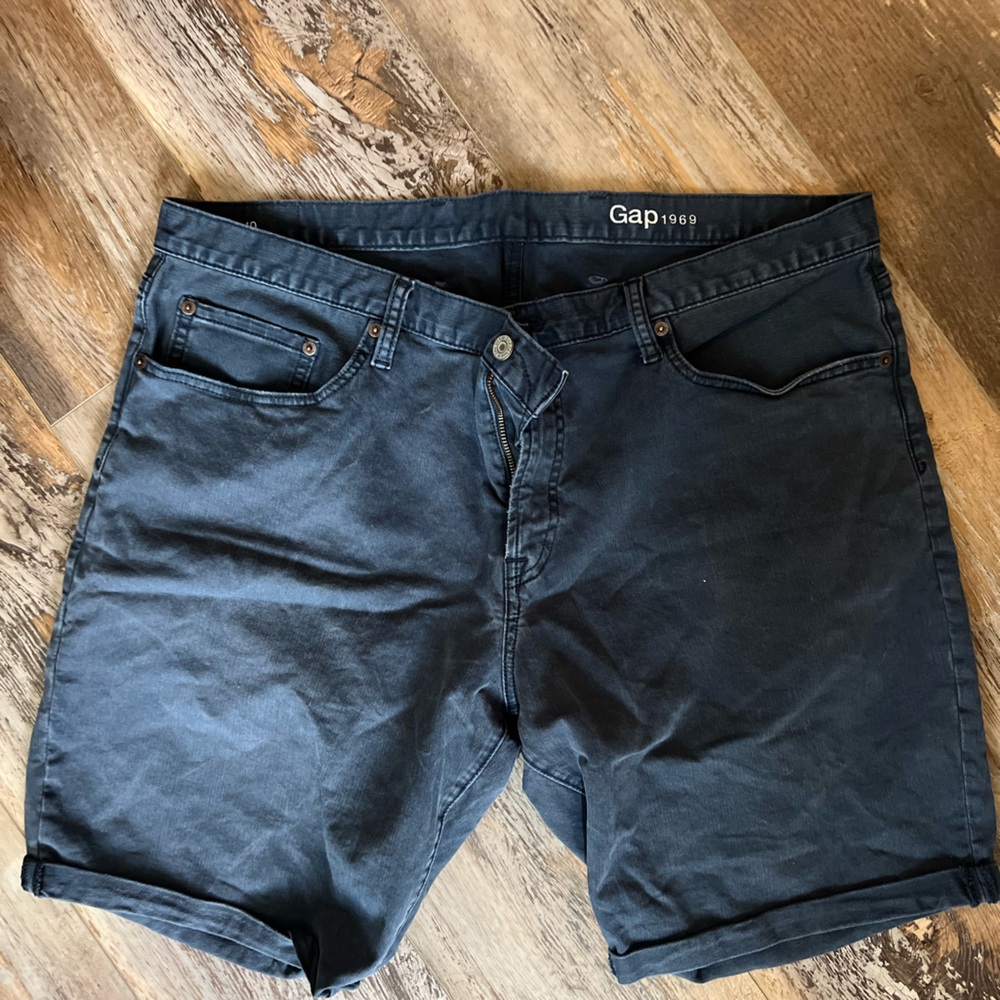Gap Shorts